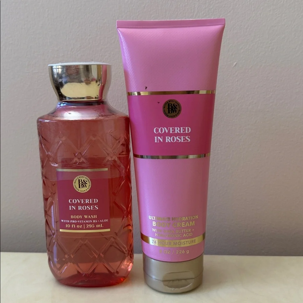 NIB Bath and Body Works Full Size Covered In Roses Shower Gel and Body Cream Set